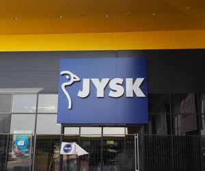 Strahlende Adventszeit: Wie Jysks Mini-LED-Bäume dein Zuhause in Weihnachtsstimmung versetzen