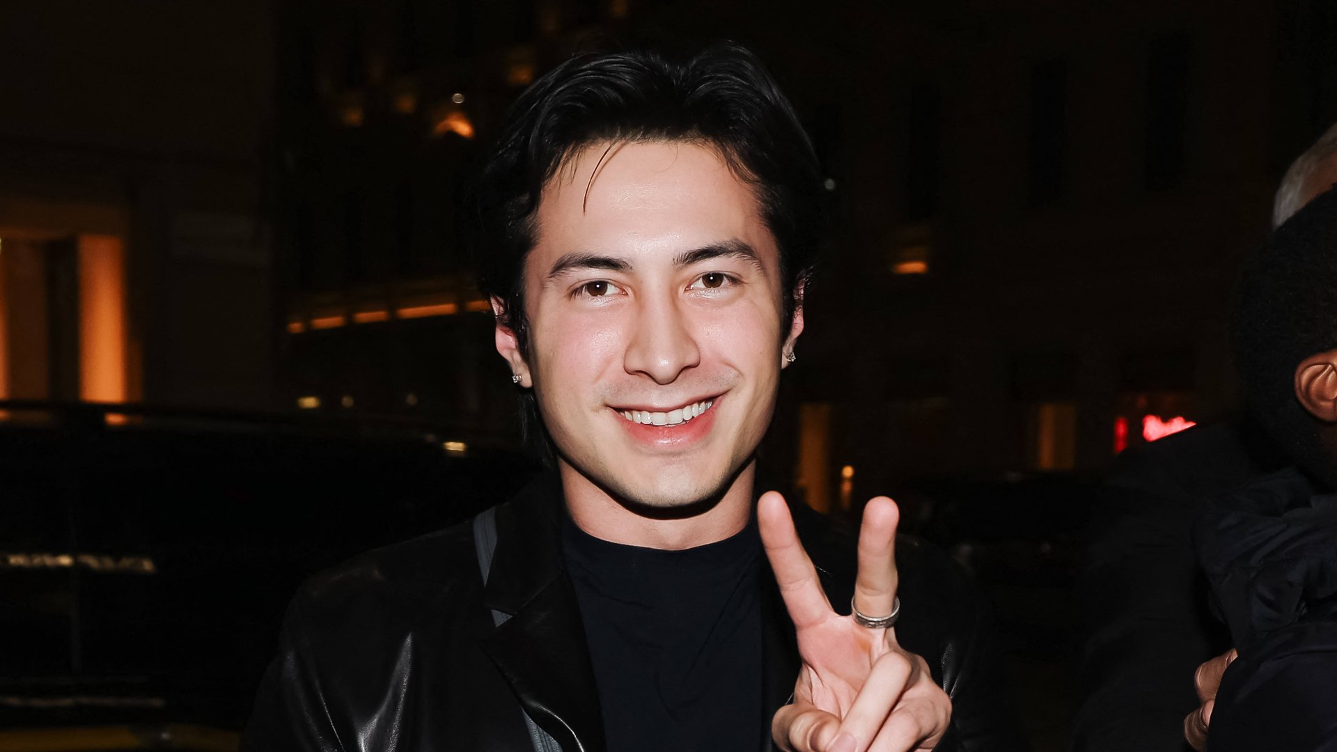 Hudson-Williams-3-Dinge-ber-den-Heated-Rivalry-Star-die-dich-garantiert-berraschen-