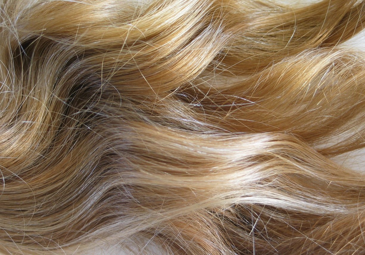 Graue Haare blond färben 6 hilfreiche Tipps