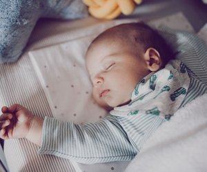 Dein Baby schlafen legen: So klappt es ohne Stress