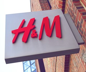 Diese Trendteile von H&M lieben wir – wegen ihrer heftigen Farbe!