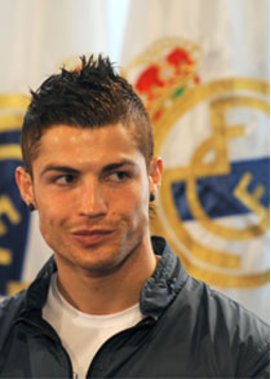 Christiano Ronaldo: Hat er eine Kellnerin verführt? Christiano Ronaldo: Hat er eine Kellnerin verführt?