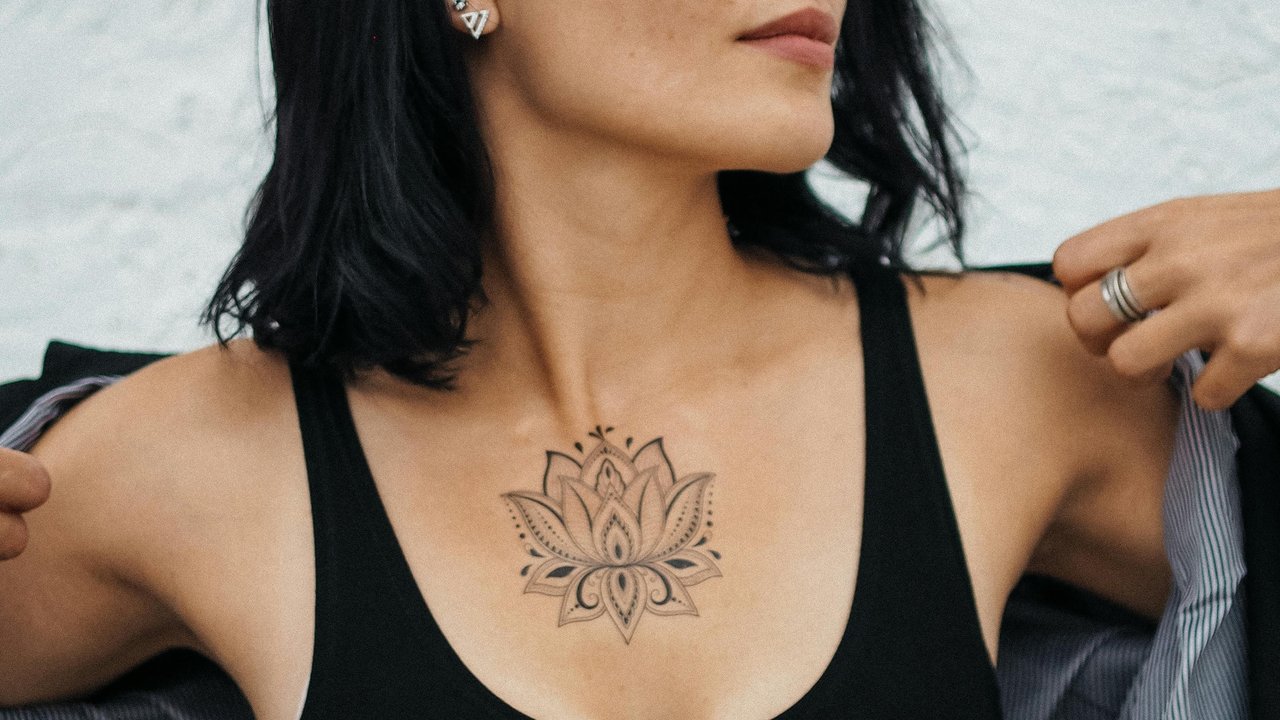 Lotusblumen Tattoo