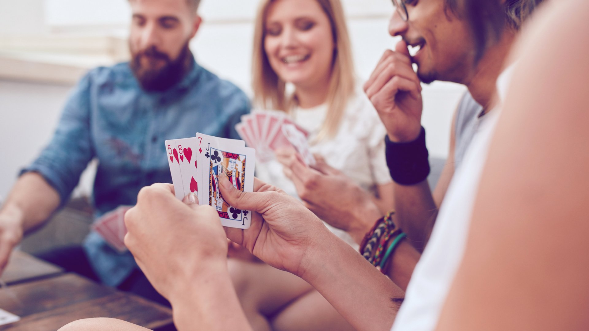 Meister Suff - Das legendäre Trinkspiel mit Karten - Partyspiel
