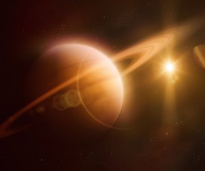 Astrologie: Welche Lebenslektionen Saturn deinem Sternzeichen bringt