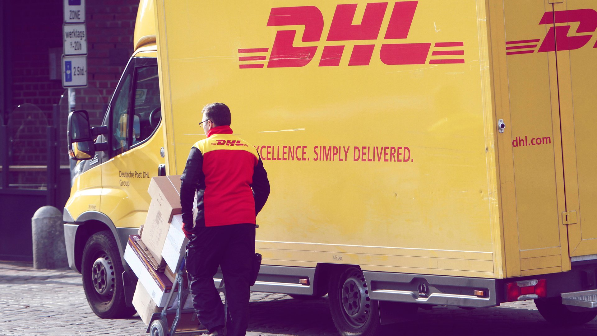 Dhl Comeback Warum Die Post Wieder Pakete Nach Amerika Schicken Darf - 87snx6u
