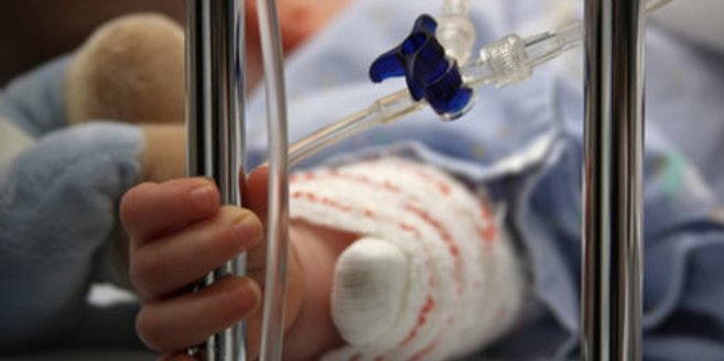 Säuglinge mit Keimen angesteckt Säuglinge mit Keimen angesteckt