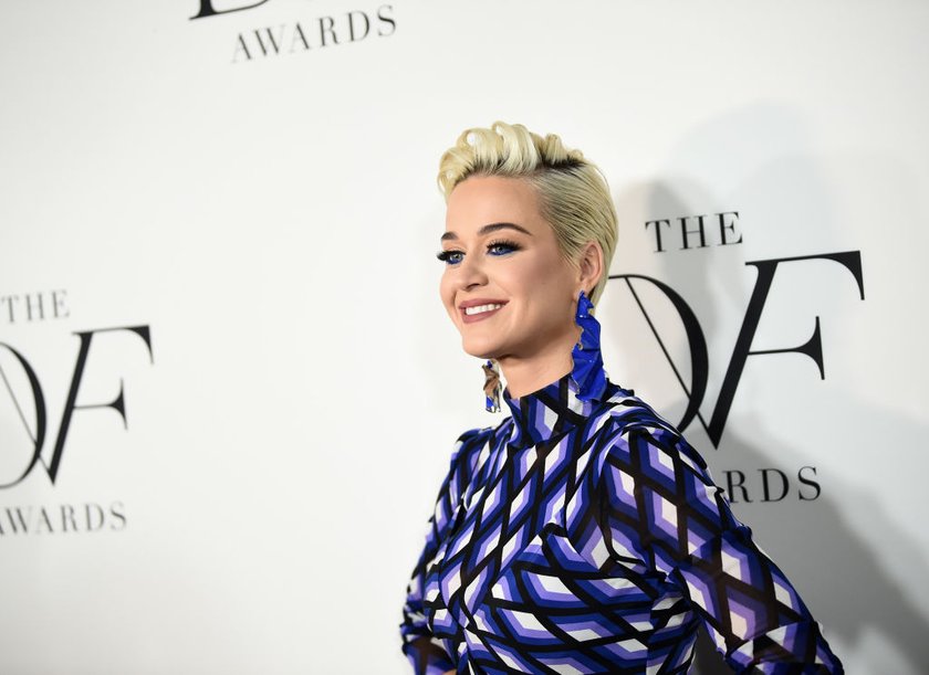 Katy Perry sammelt Haare von Promis