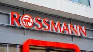 Mach dein Osterfrühstück einzigartig mit der farbenfrohen Butterdose von Rossmann