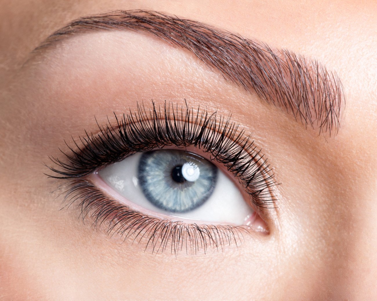 Lange Wimpern, volle Wimpern Lange Wimpern, volle Wimpern