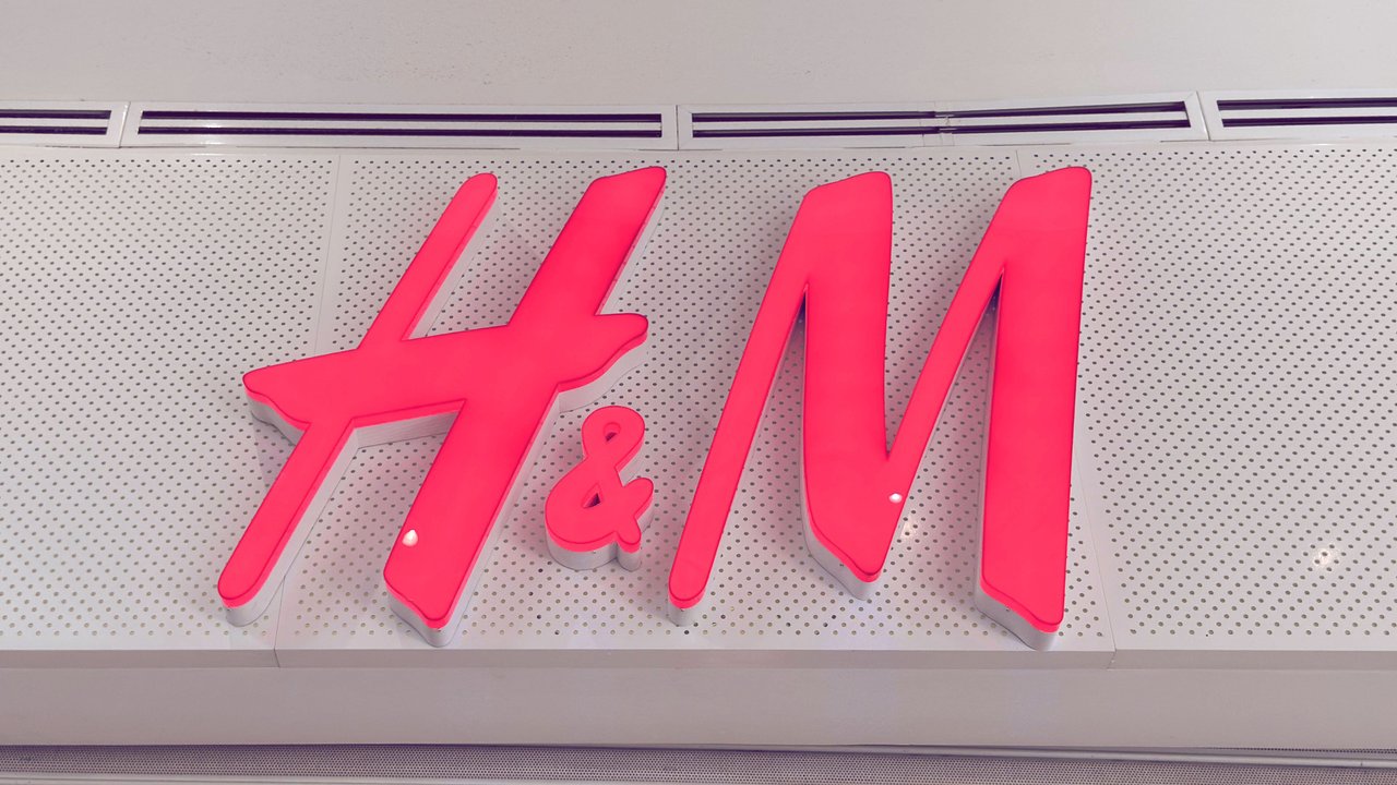 H&M Logo