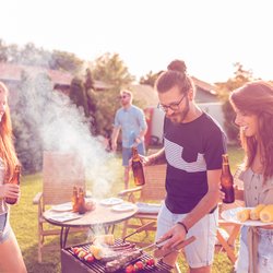 Wann und wo ist Grillen erlaubt? Diese Fehler können bis zu 5.000 Euro Bußgeld kosten!