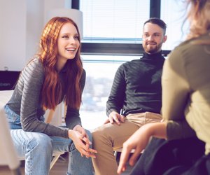 84 Eisbrecher-Fragen für jeden Anlass von Dating bis Business Meeting!