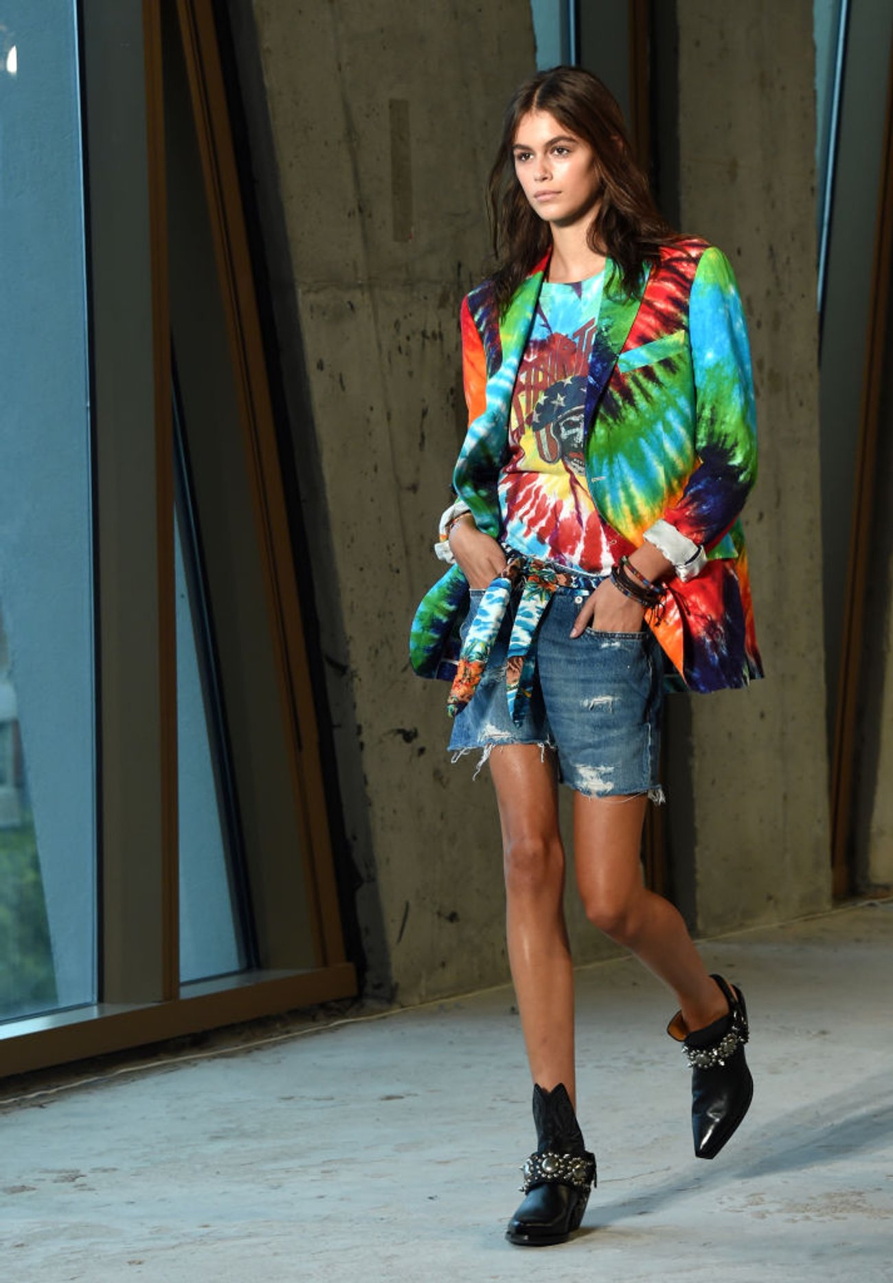 Kaia Gerber Laufsteg Batik Kaia Gerber Laufsteg Batik