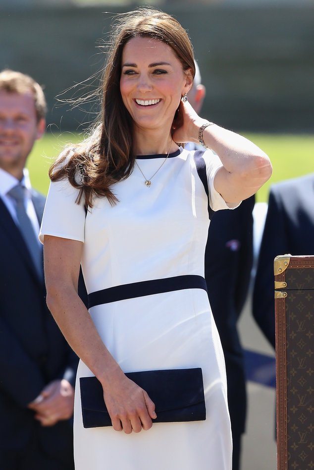 Kate Middleton beim Besuch des America`s Cup-Teams Kate Middleton beim Besuch des America`s Cup-Teams