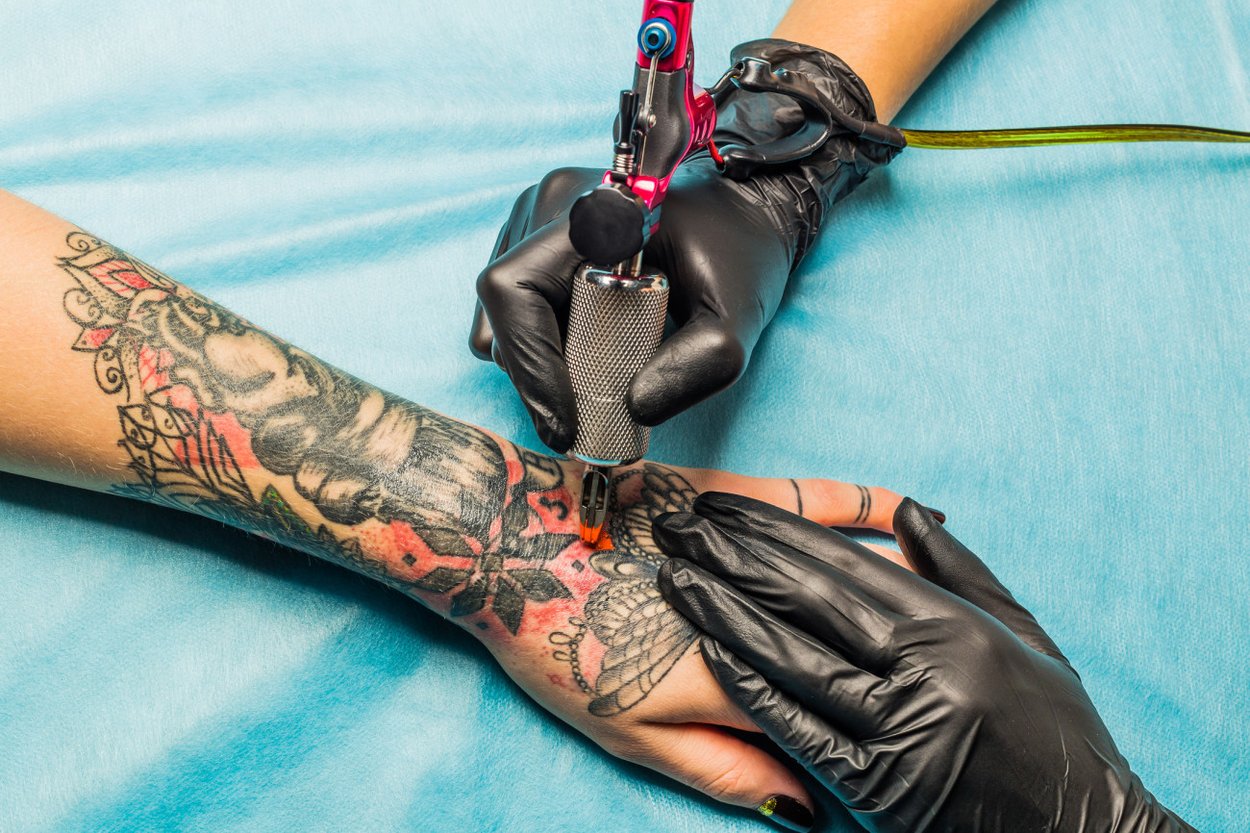Tattoo entzündet - Tätowieren Tattoo entzündet - Tätowieren