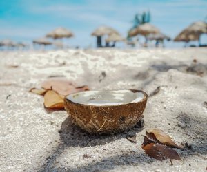 Tropische Träume: Entdecke die besten Kokos-Parfums für heiße Sommertage