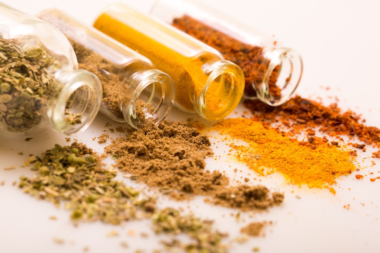 Scharfe Gewürze in der Ayurveda Ernährung Scharfe Gewürze in der Ayurveda Ernährung
