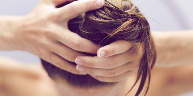 Der Olaplex Bun ist der beste Frisurentrend für gepflegtes Haar