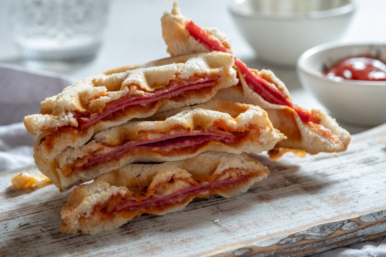 Pizza-Waffeln aus Blätterteig Pizza-Waffeln aus Blätterteig