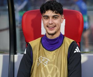 Aleksandar&#x20;Pavlovic&#x20;Freundin&#x3A;&#x20;Ist&#x20;das&#x20;Fu&#x00DF;ball-Ausnahmetalent&#x20;vergeben&#x3F;