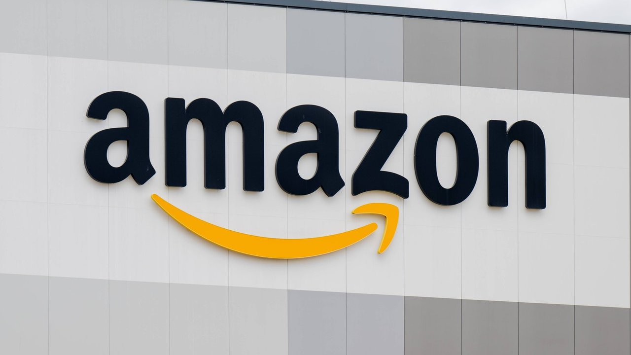 Das Mandarinen-Parfum von Elizabeth Arden findest du online bei Amazon.