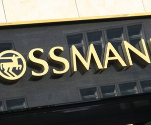 Knitterfreie Looks: Der Dampfglätter von Rossmann ist ein Muss für jeden Kleiderschrank