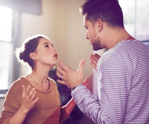 Traumdeutung Streiten: Was symbolisiert dieses Motiv?