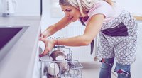 Spülmaschine reinigen: Mit diesen Hausmitteln klappt es