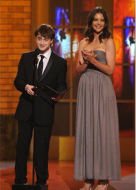 Daniel Radcliffe macht Witze über seine Größe. Daniel Radcliffe macht Witze über seine Größe.