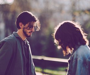 5 Gründe, warum du in deiner Beziehung keine Zuneigung spürst (obwohl sie da ist)