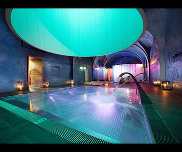 Aqua Dome