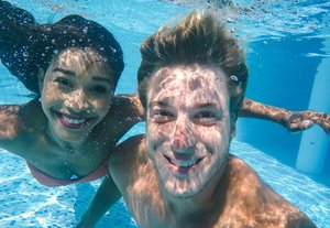 Ein Jahr kostenlos ins Schwimmbad! Ein Jahr kostenlos ins Schwimmbad!