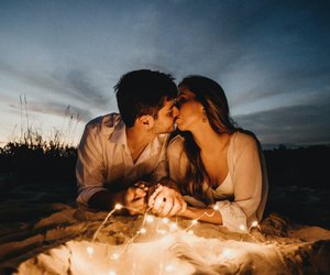 Astro-Dating: Das sind im Herbst 2022 die besten Tage laut Horoskop!