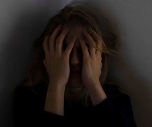 5 Anzeichen, dass du so viel weinst, weil du für andere mitfühlst