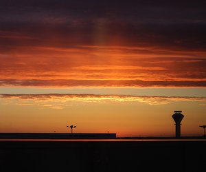 In diesem Thriller von Chris Carter erschüttert ein brutaler am Flughafen ganz LA