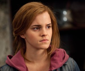 Festliche Magie: Dieser Tchibo-Pullover in Gryffindor-Rot wäre Hermines Favorit