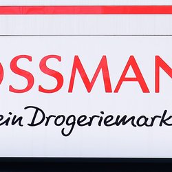 Frischer Teint dank Catrice Soft Glam Filter Powder: Dieses Rossmann-Puder begeistert
