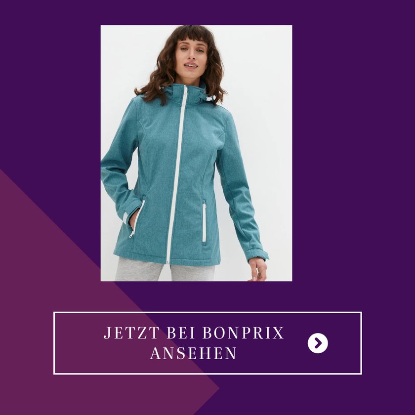 Eine Frau trägt eine farbenfrohe Softshelljacke