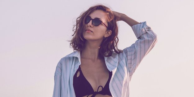 10 völlig normale Dinge im Sommer, die uns peinlich sind (es aber nicht sein sollten)