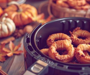 5 köstliche Herbstsnacks aus dem Airfryer mit Äpfeln