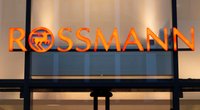 Perfekte Balkonbeleuchtung: Hol dir diese beigefarbene Tischleuchte von Rossmann