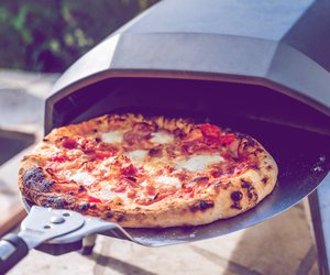 6 Pizzaöfen im Test: Unser Testsieger für Profi-Pizza zu Hause