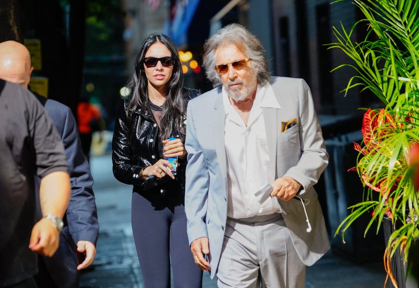 Al Pacino und Noor Alfallah