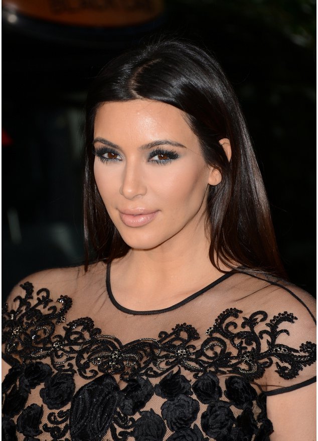 Kim Kardashian in Spitze Kim Kardashian in Spitze