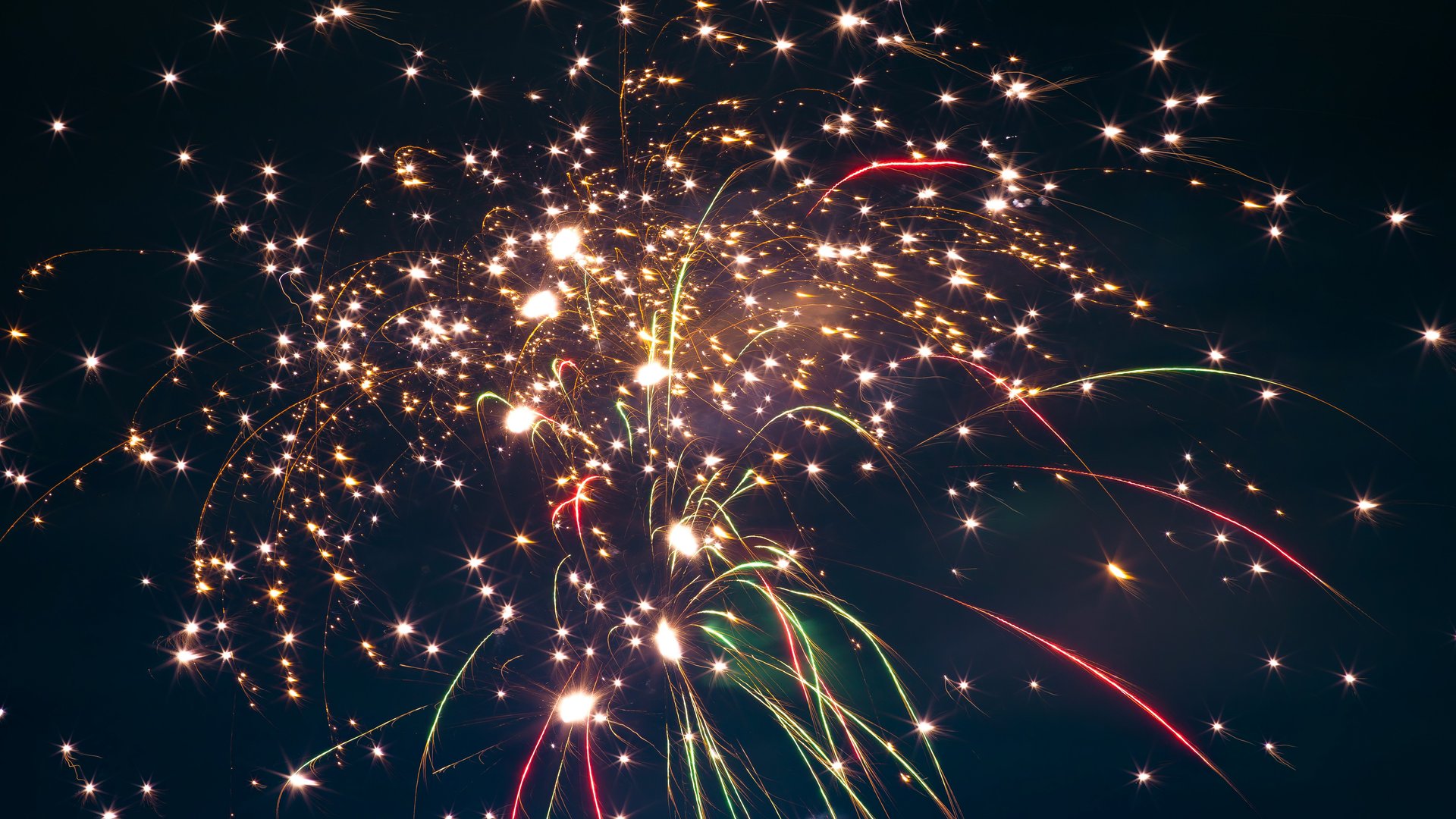 Was-es-wirklich-bedeutet-wenn-du-Silvester-nicht-feiern-m-chtest-laut-Psychologie-