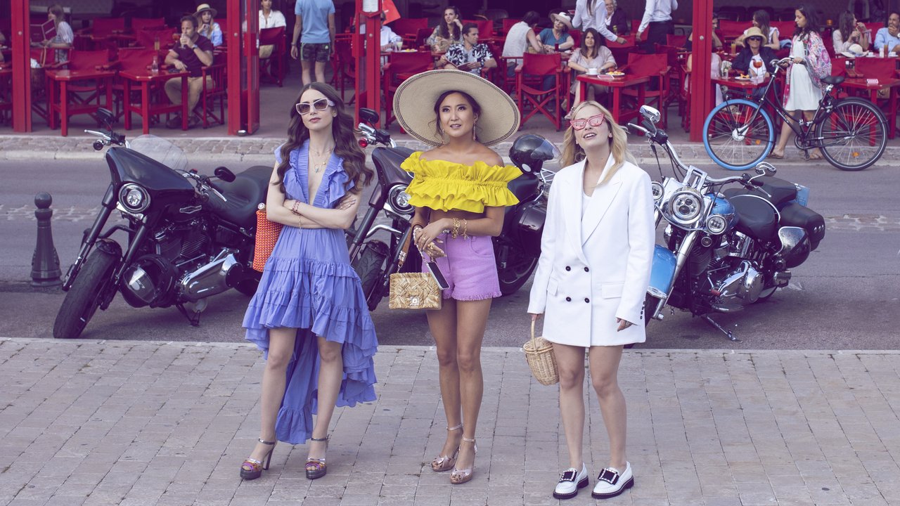 Emily in Paris Staffel 2 Netflix launcht Onlineshop mit Outfits zum nachshoppen
