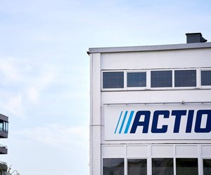 Kreatives und schnelles DIY gesucht? Dieser Action-Hack mit Kerzen ist super günstig