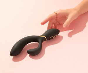 Jetzt im Angebot: Diese wasserdichten Vibratoren von   Amorelie kannst du mit in die Dusche nehmen