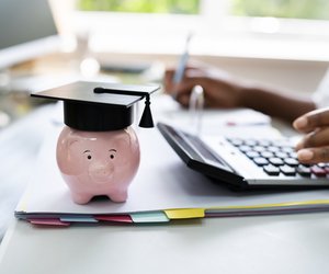Ausbildung mit Kind: Was steht mir als alleinerziehende Mutter zu?